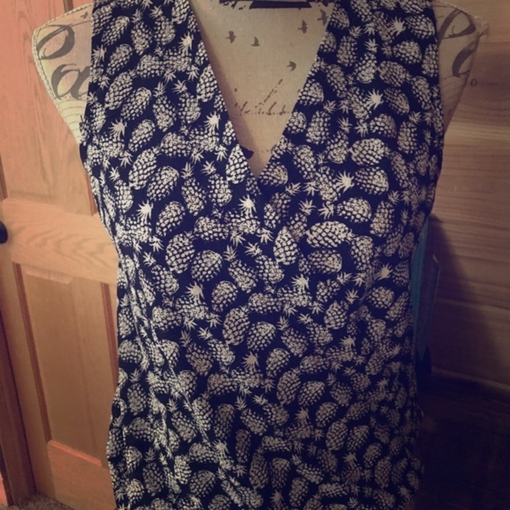 NWT A.BYER Chocker Pineapple 🍍 Blouse Small